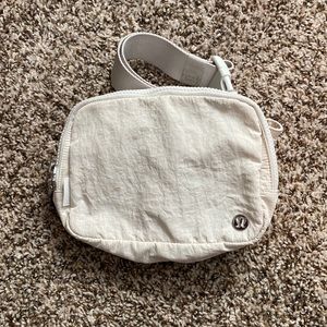 Lululemon Everywhere Belt Bag Large 2L